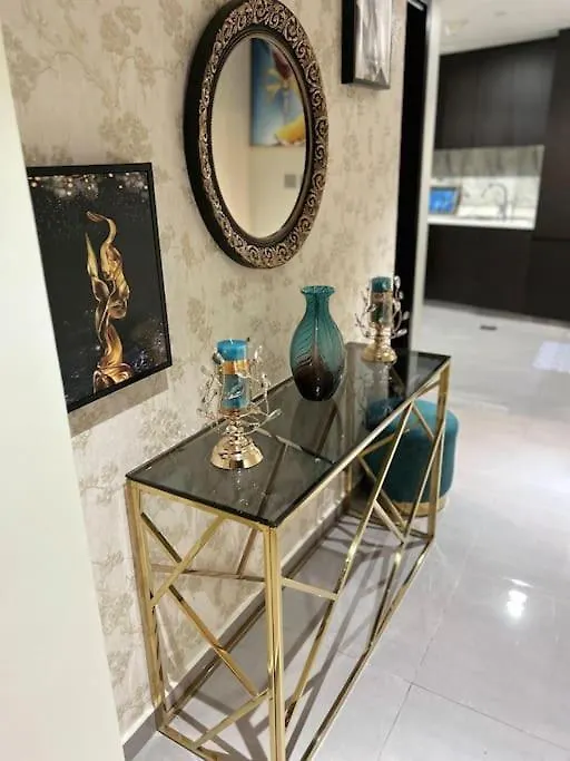 Elegant Suite In Business Bay Dubai Apartment